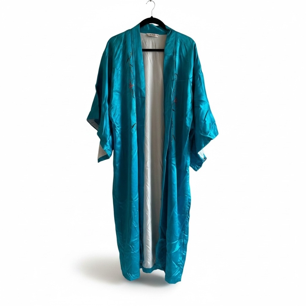 Vintage 70s Embroidered Silk Kimono Robe Blue Pagoda Landscape Loungewear OS